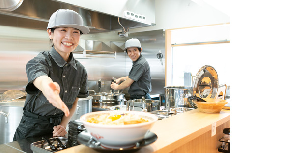 豚山元住吉店_01[104]の求人メインイメージ