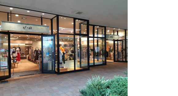 INED・ef-de　イオン越谷アウトレット店の求人情報ページへ
