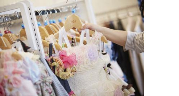 スタジオアリス ｲｵﾝﾓｰﾙ八幡東店-127(延刻スタッフ)の求人情報ページへ