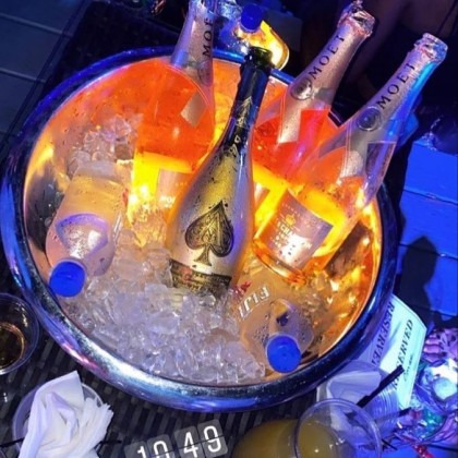 クラブのVIPでいつでも遊びたい放題!の仕事の流れイメージ