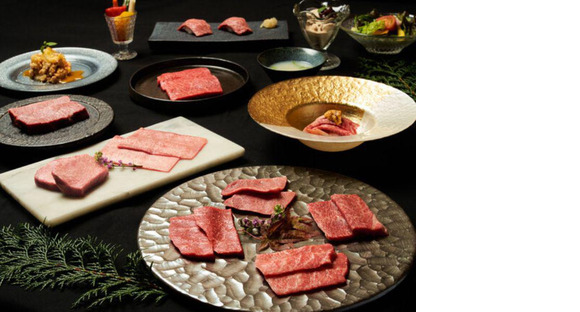 ＧＹＲＯ ＨＯＬＤＩＮＧＳ株式会社／和牛焼肉　やくにく　新宿三丁目店02の求人情報ページへ