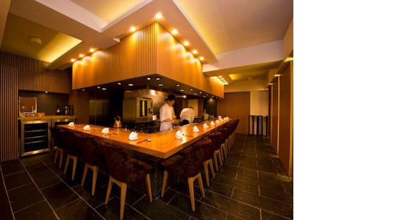 GYRO HOLDINGS株式会社/虎峰 六本木店01の求人メインイメージ