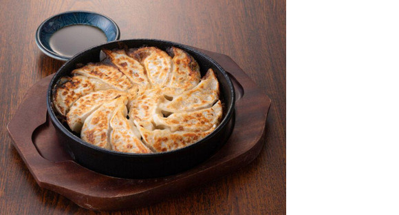 GYRO HOLDINGS株式会社/焼き鳥やきとん餃子 つる福 ヨドバシAkiba店03の求人メインイメージ