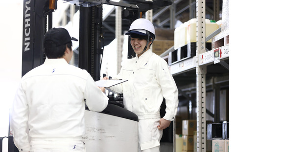 関東シモハナ物流 厚木営業所-2の求人情報ページへ