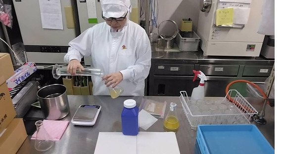 井筒八ッ橋本舗 追分工場(品質管理)の求人メインイメージ