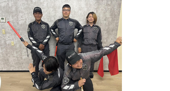 RISE株式会社 (交通誘導警備スタッフ)