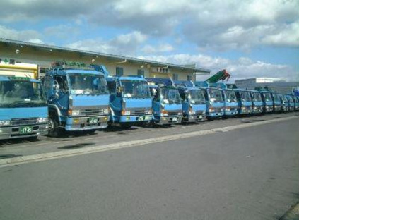 西本急送株式会社 大型トラックドライバーの求人メインイメージ