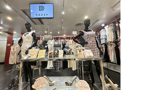 dazzy store 新宿サブナード店の求人メインイメージ